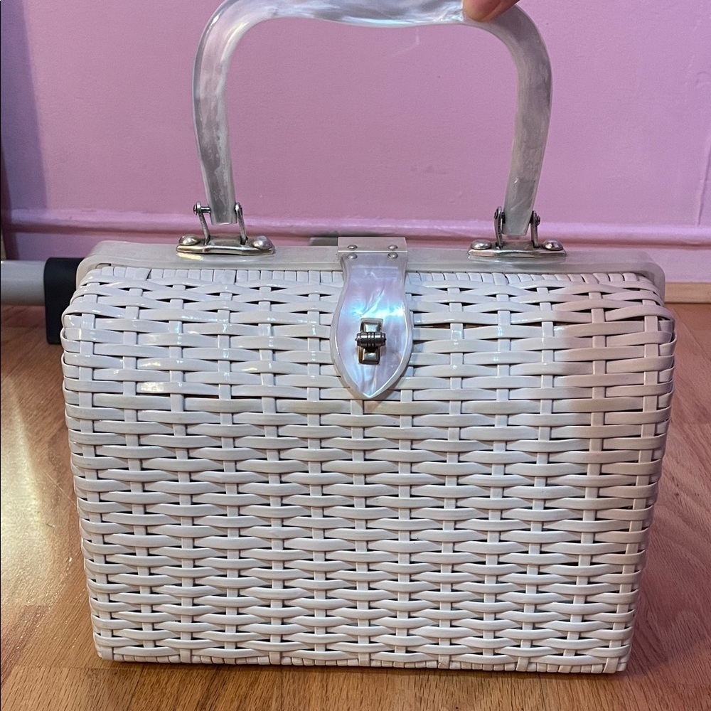 1960s Vintage White Wicker Purse